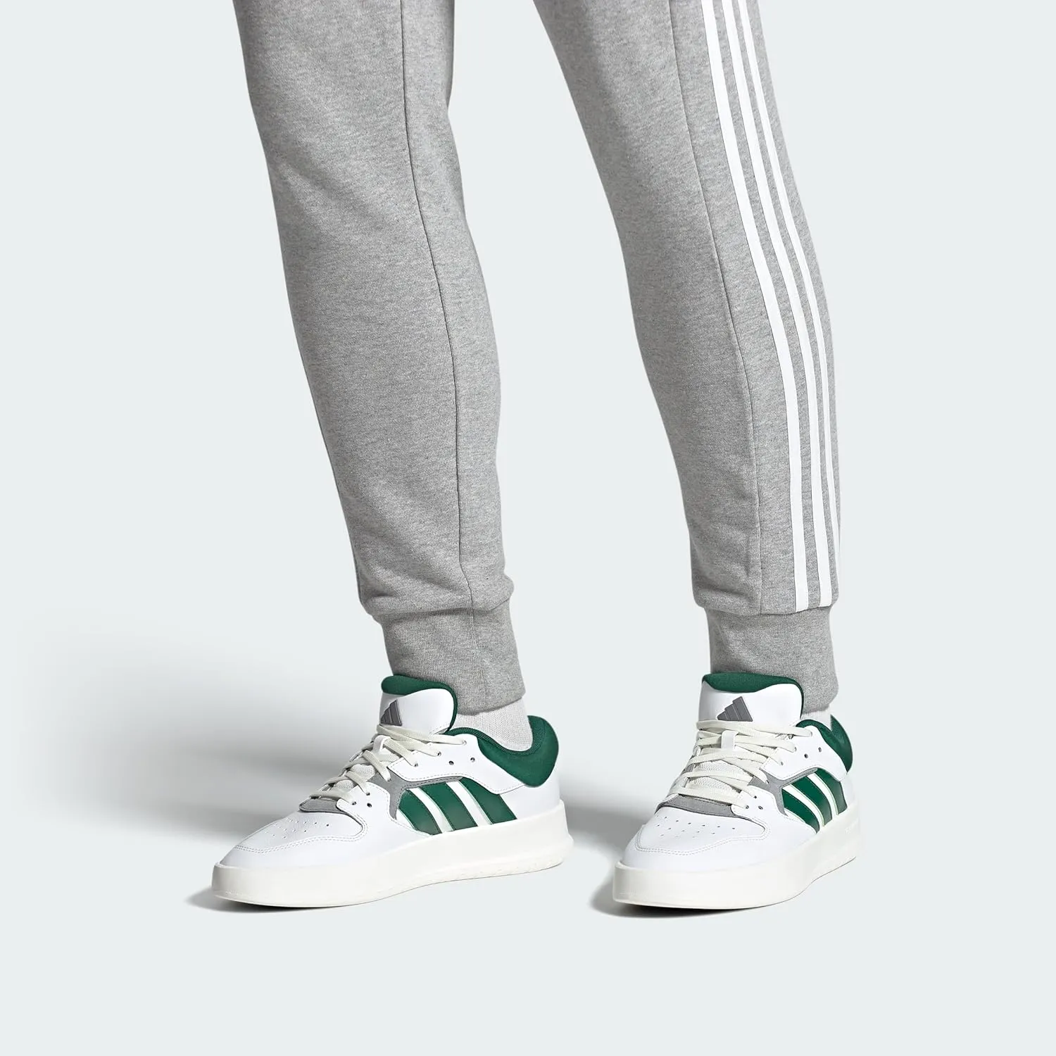 adidas Men's Court 24 Sneaker