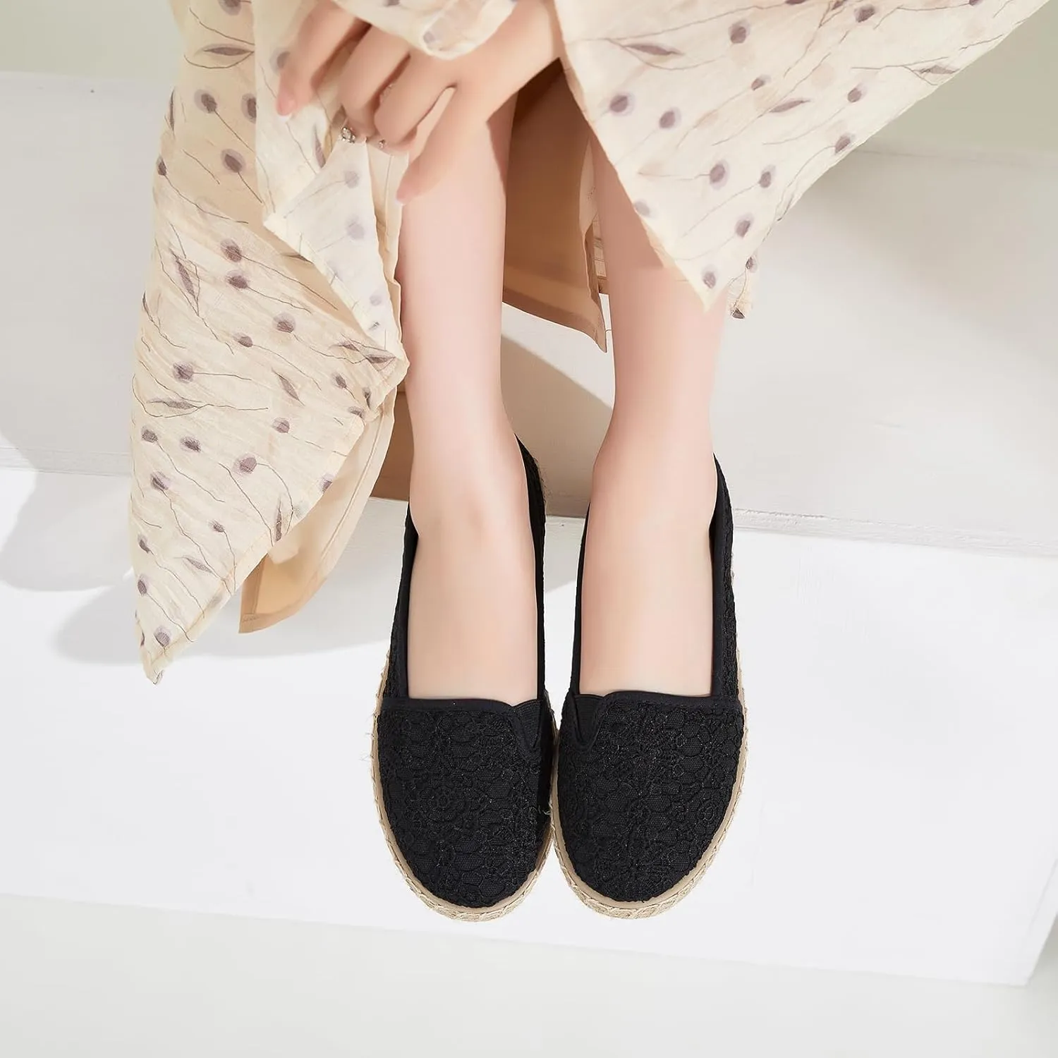 BABUDOG Women's Black Flats with Flower Embroideried,White Lace Ballet Flats,Comfortable Dress Flats