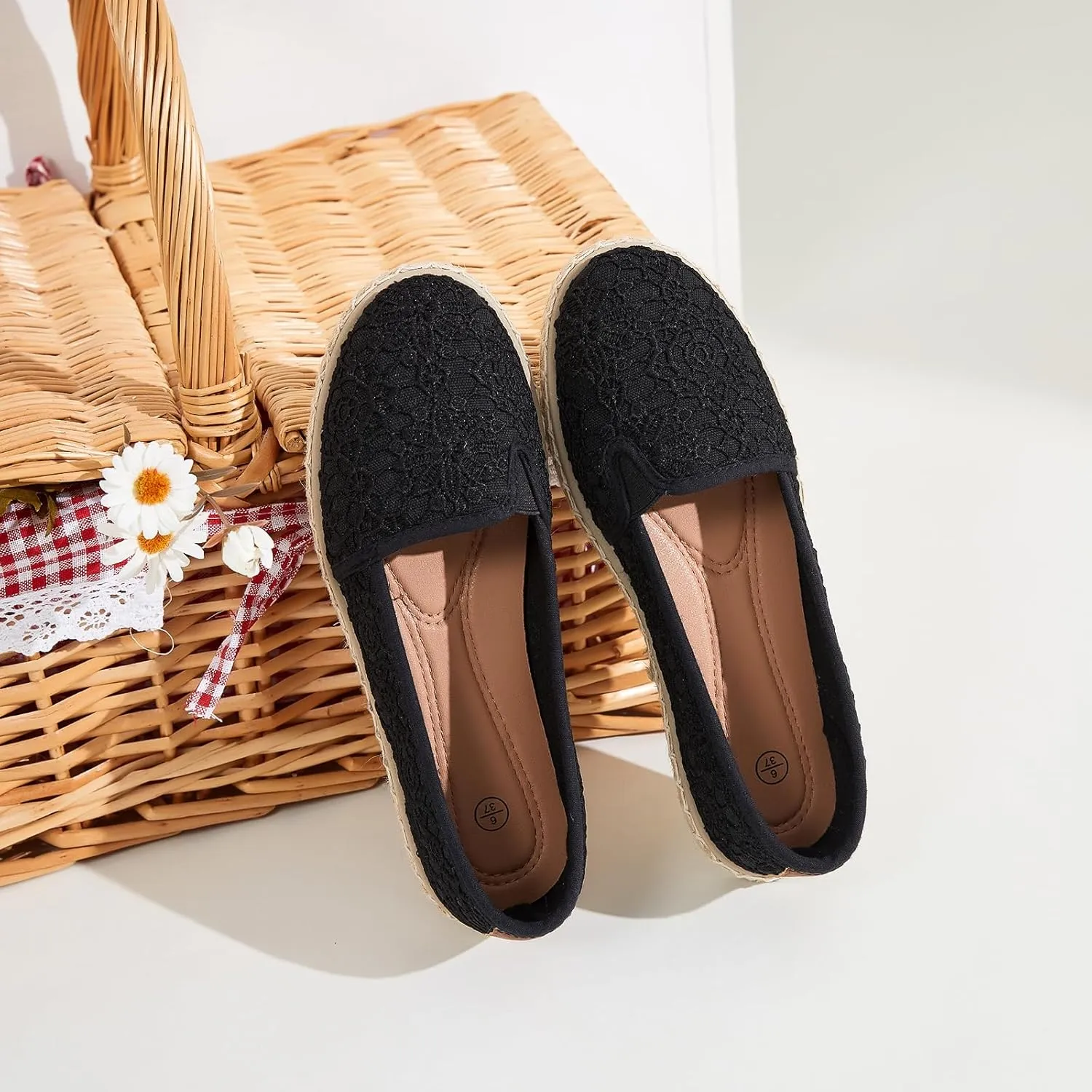 BABUDOG Women's Black Flats with Flower Embroideried,White Lace Ballet Flats,Comfortable Dress Flats