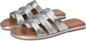 Bernardo Women's Tamer Flat Sandal