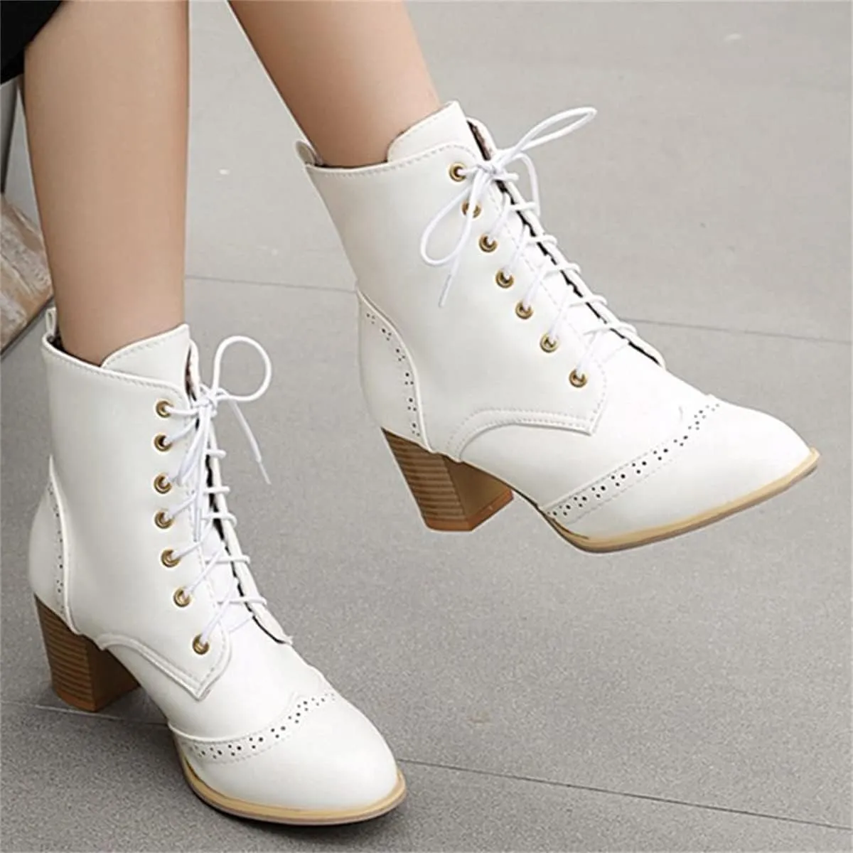 Betastella Women's Lace Up Booties Chunky Heel Ankle Boots Side Zip Short Boots Dress Shoes