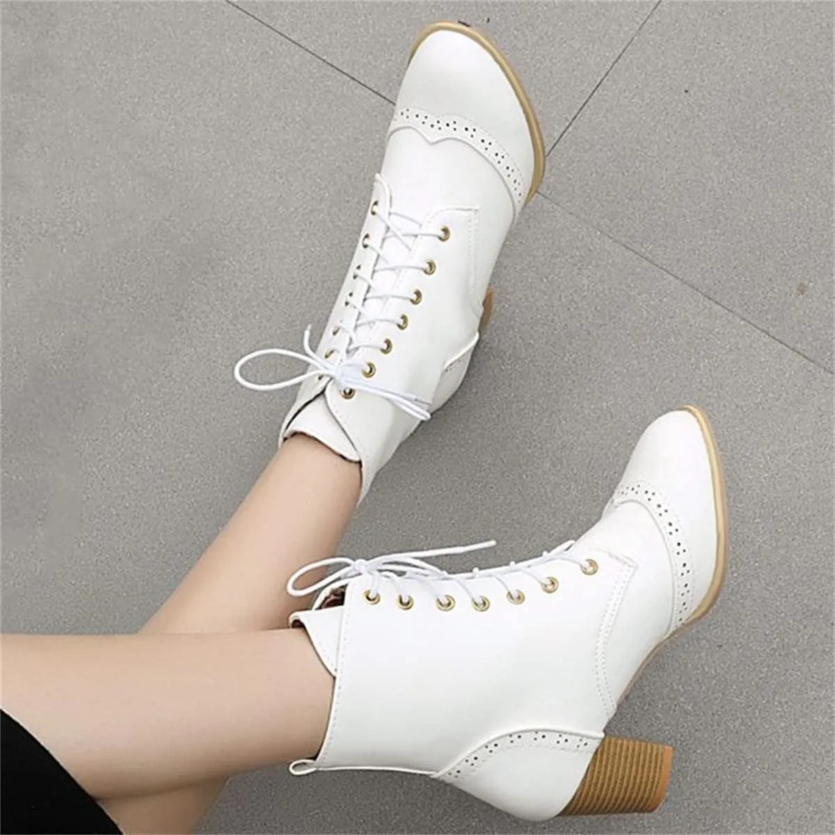 Betastella Women's Lace Up Booties Chunky Heel Ankle Boots Side Zip Short Boots Dress Shoes