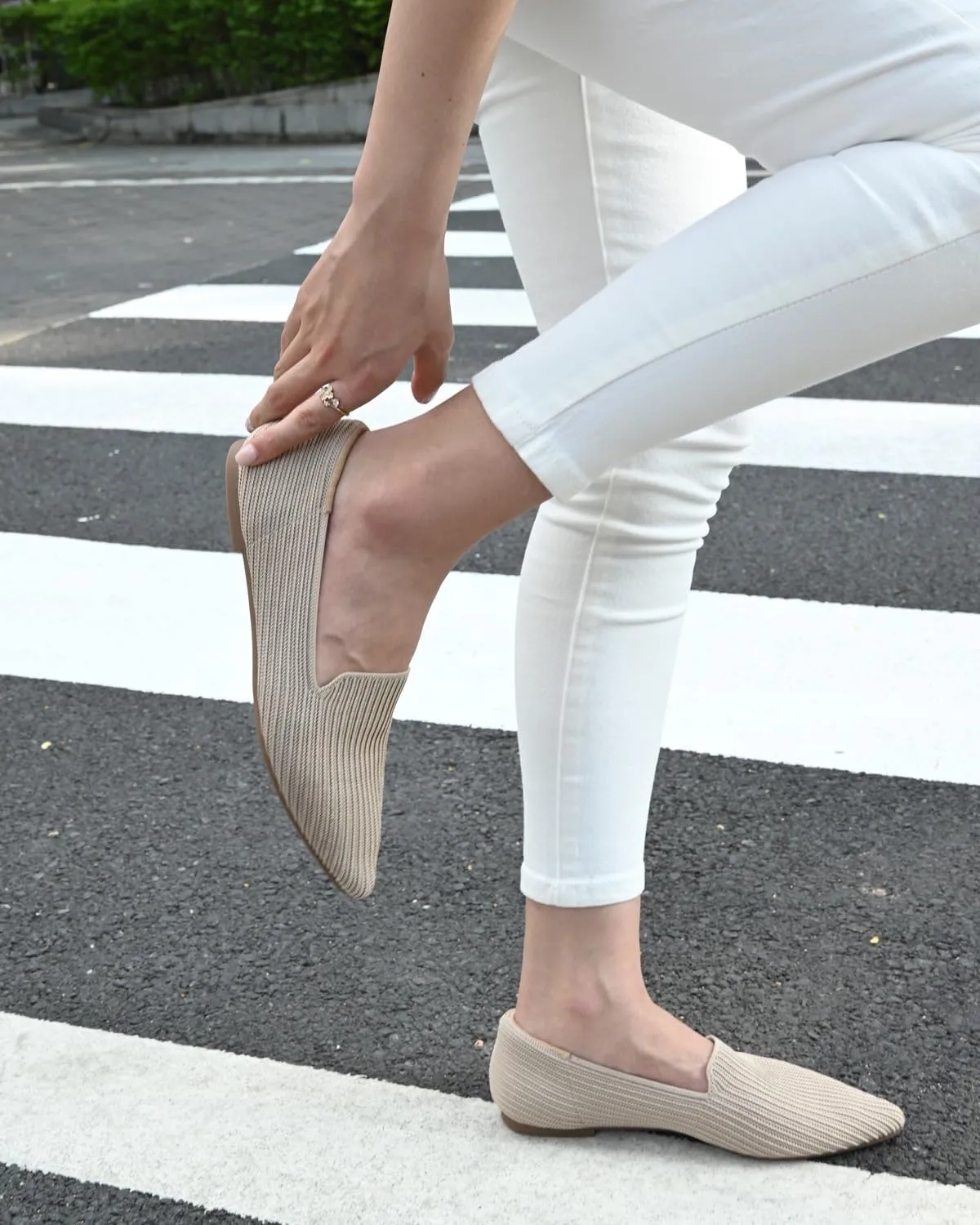 Brown Women's One Size Pointed Toe Slip-On Knit Ballet Flats for Dressy Casual Office Work Walking Flats