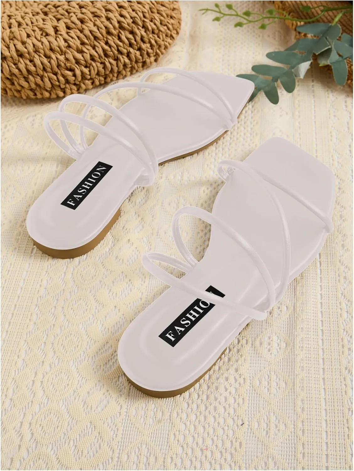 GORGLITTER Women's Strappy Sandals Criss Cross Strap Flat Sandals Open Toe Slides Shoes