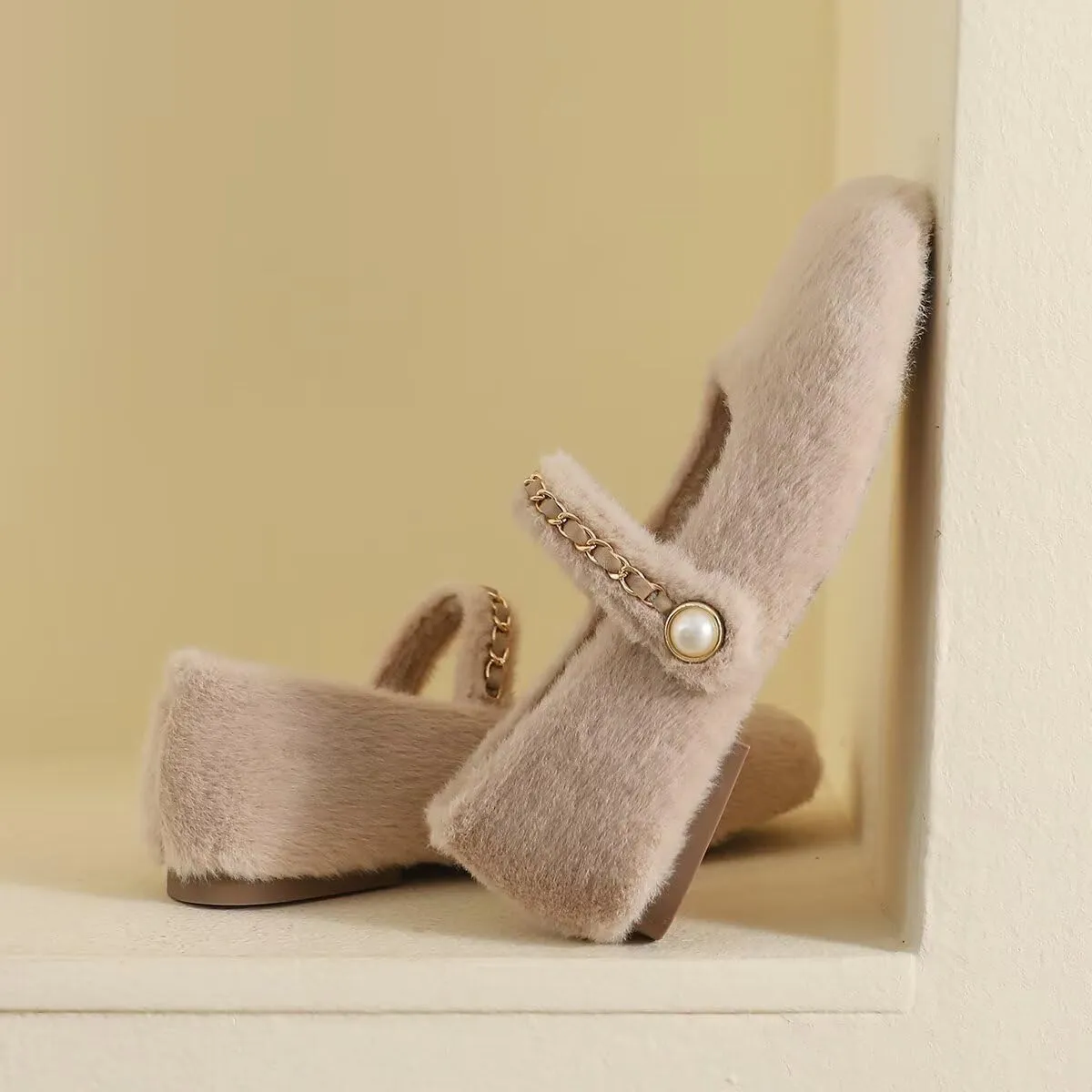 Hee grand Winter Plush Mary Jane Shoes for Women Fuzzy Warm Cozy Flats Comfy Anti-Slip Soft Fur Flats