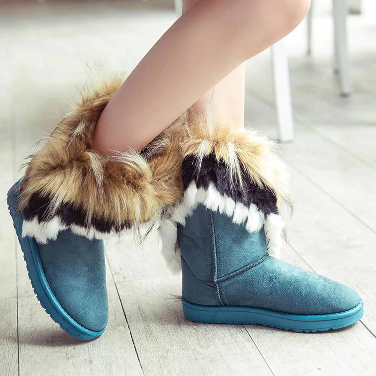 HINDOLA Warm Fur Boots for Women Winter Faux Fur Tassel Shoes Plush Snow Boots Ankle Booties Faux Suede Boots Anti Slip Outdoor Indoor Flat Shoes