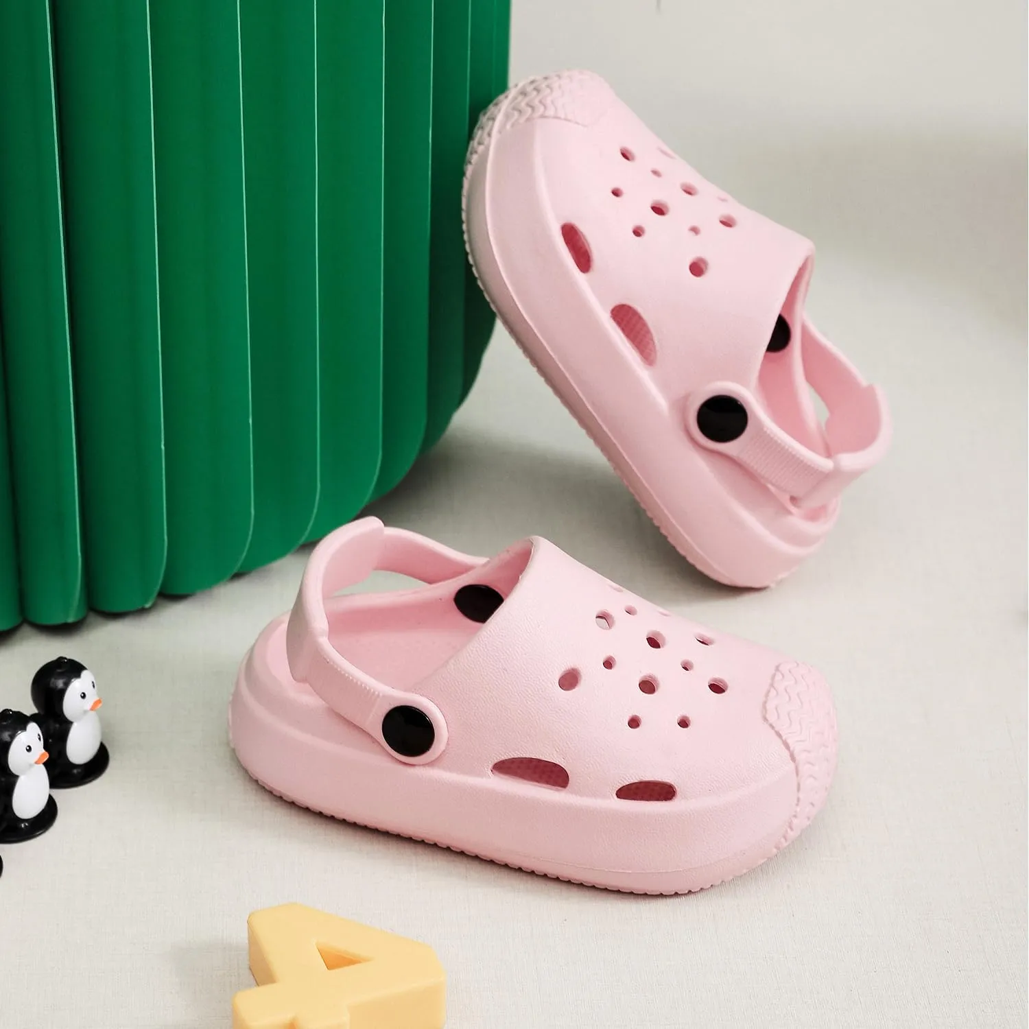 Little Kids Clogs Toddler Girls Boys Sandals Cute Garden Clogs Water Shoes Slip on Beach Pool Slides Slippers