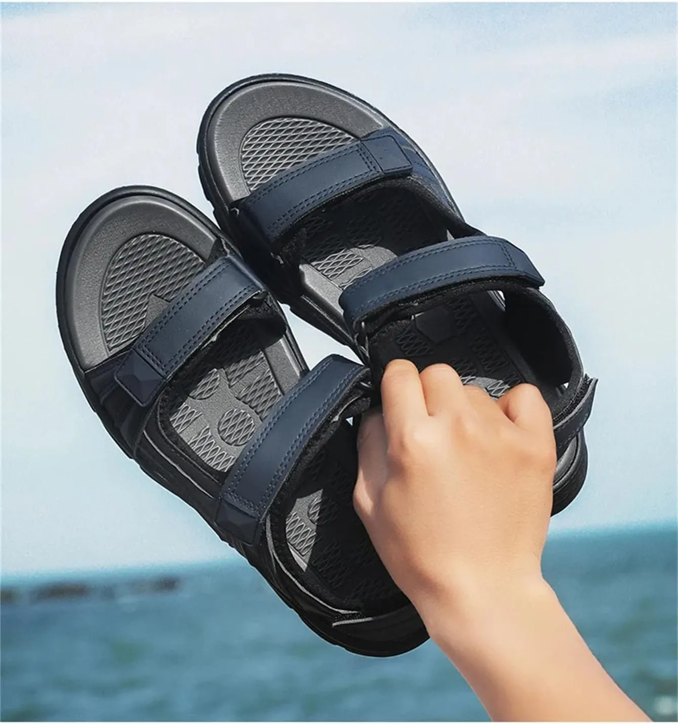 Men's Athletic Sandals - Lightweight Water Shoes for Beach Travel