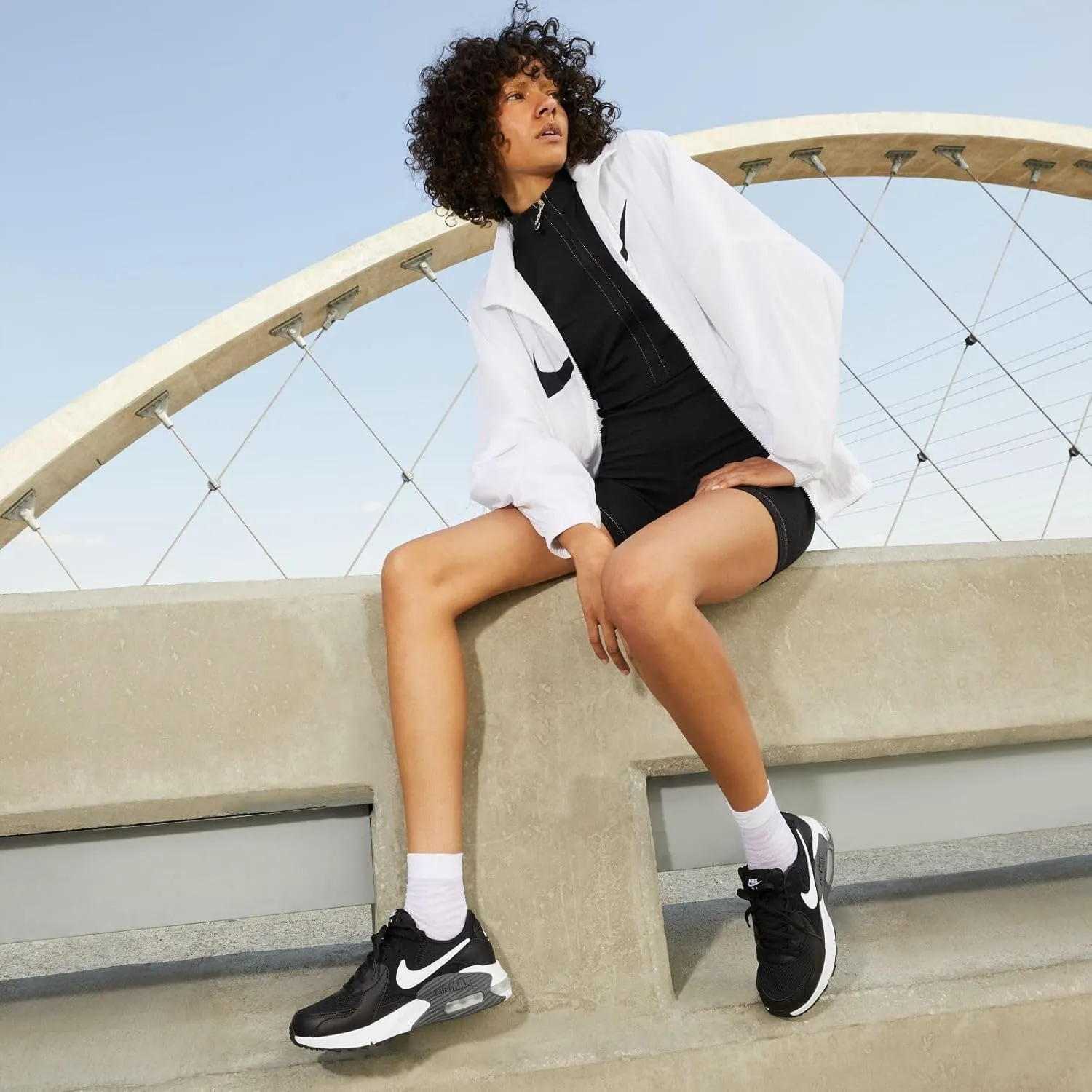 NIKE Men's Sneakers