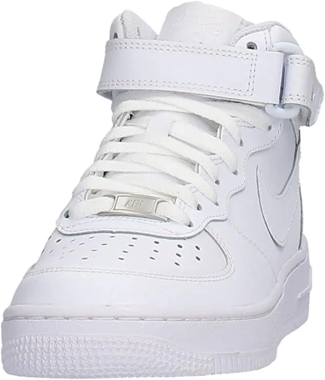 NIKE Men's Sneakers