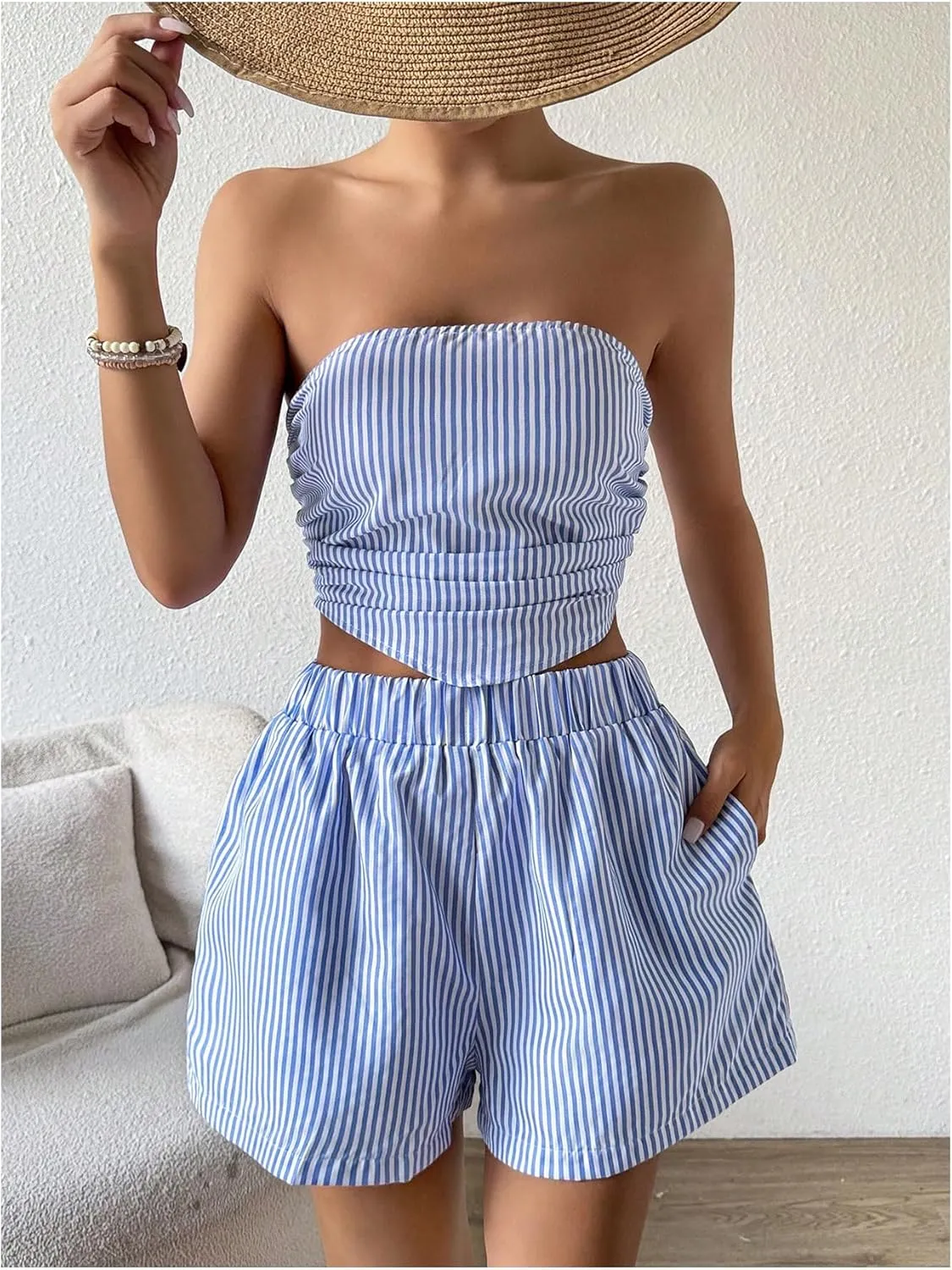 OYOANGLE Women's 2 Piece Striped Print Jumpsuits Asymmetrical Hem Ruched Strapless Tube Top Shorts Set