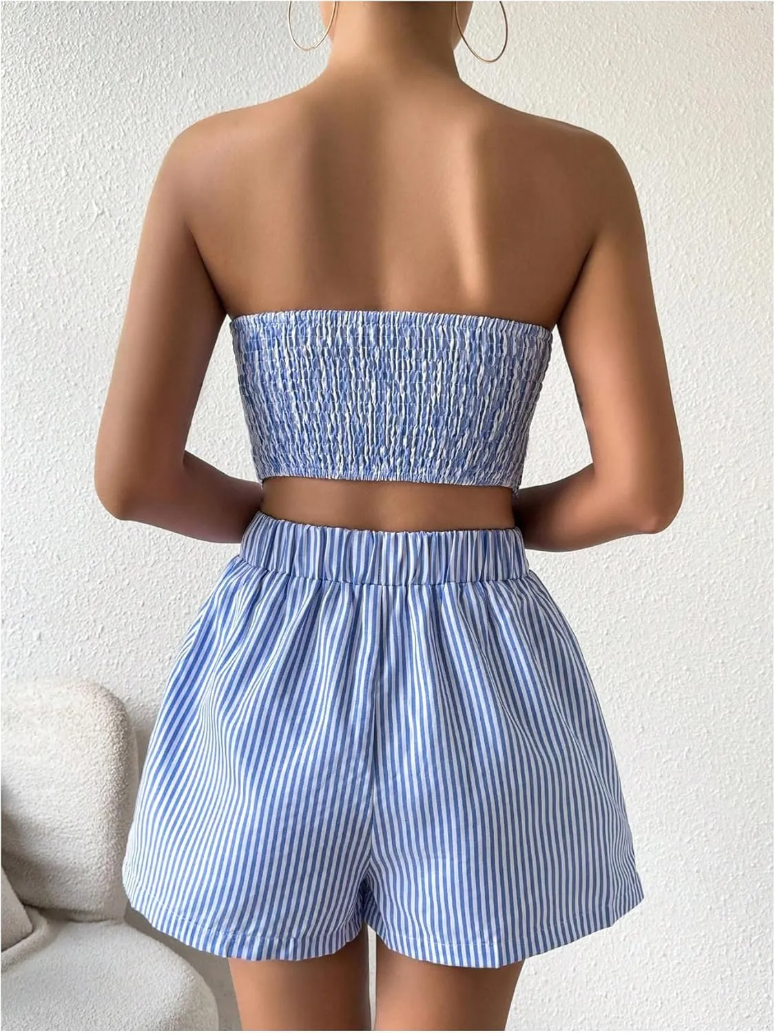 OYOANGLE Women's 2 Piece Striped Print Jumpsuits Asymmetrical Hem Ruched Strapless Tube Top Shorts Set