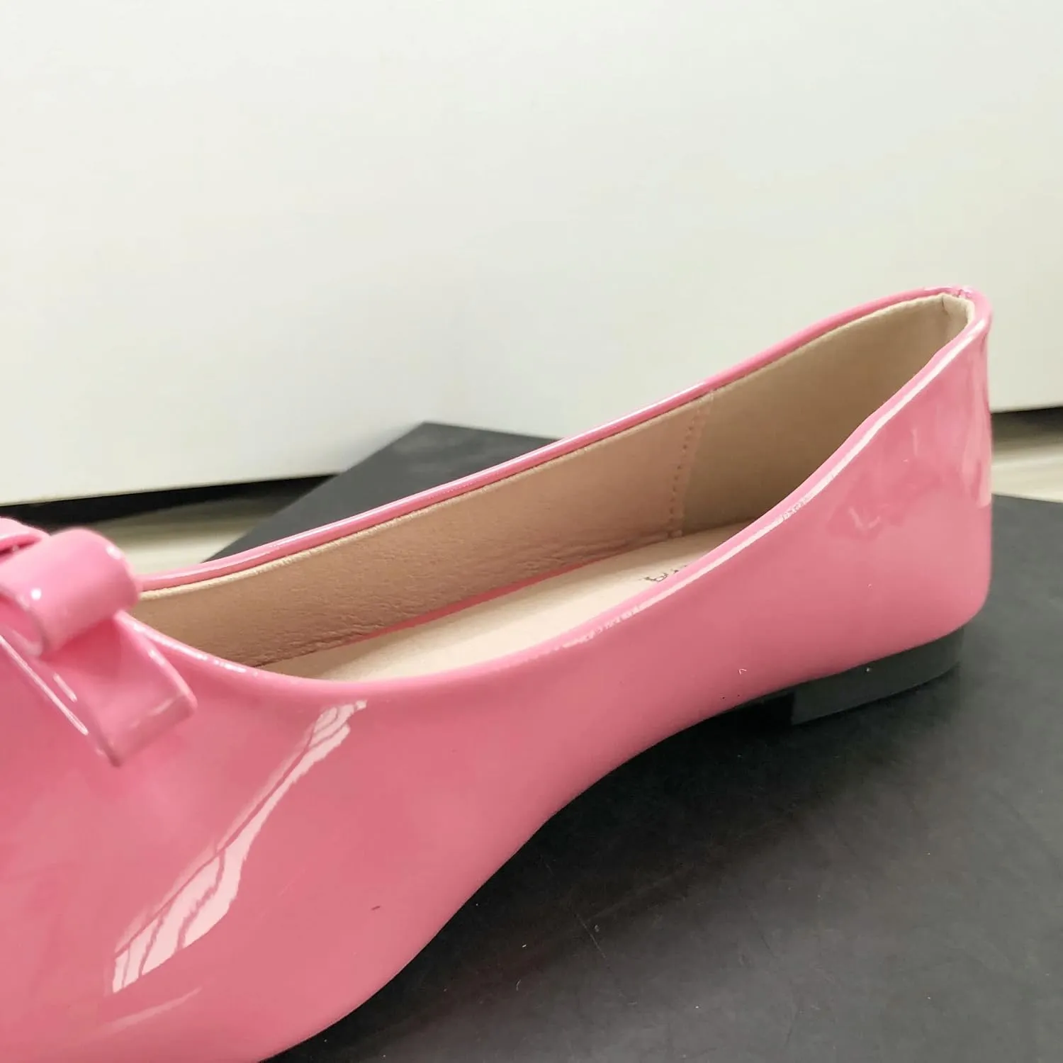 SAILING LU Casual Flat Shoes for Women Comfortable Slip-ons Loafers Women Moccasins Pointed Toe Ballerina Walking Flats Shoes Wear to Work