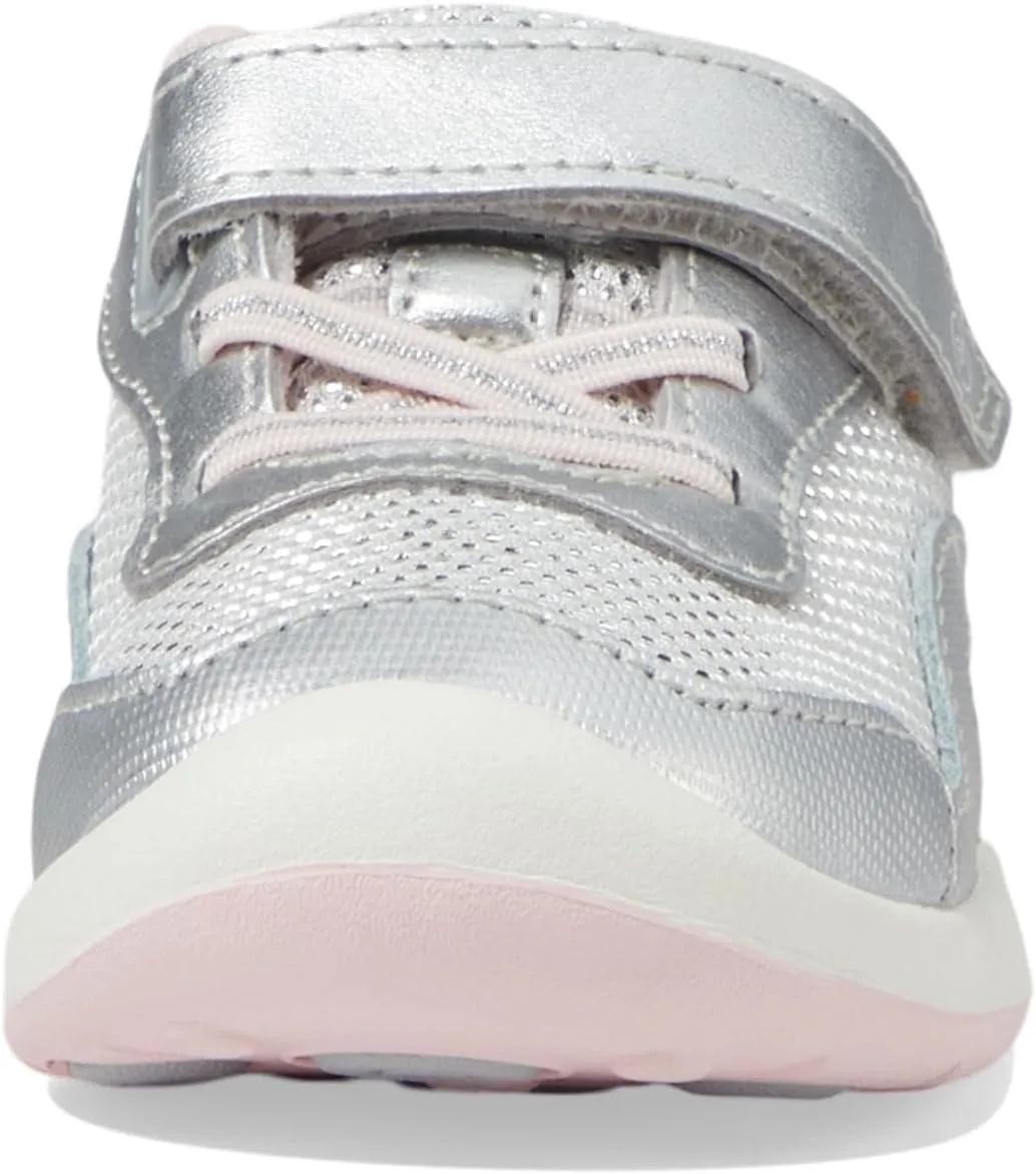 Stride Rite Unisex-Child SRT Winslow 2.0 Sneaker