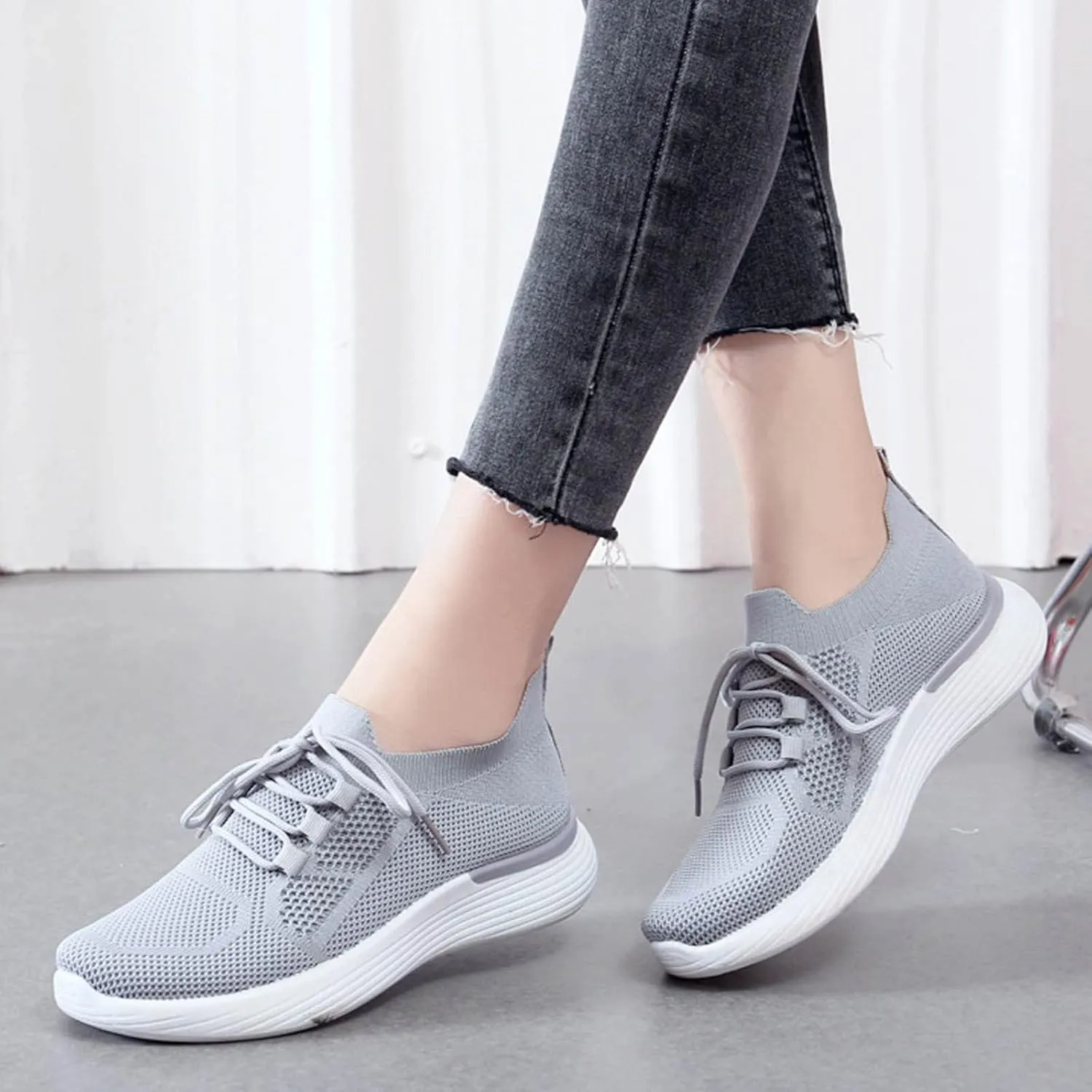 Women Comfortable Slip On Shoes Casual Walking Sneakers Lightweight Canvas Flats Non Slip Breathable Loafers