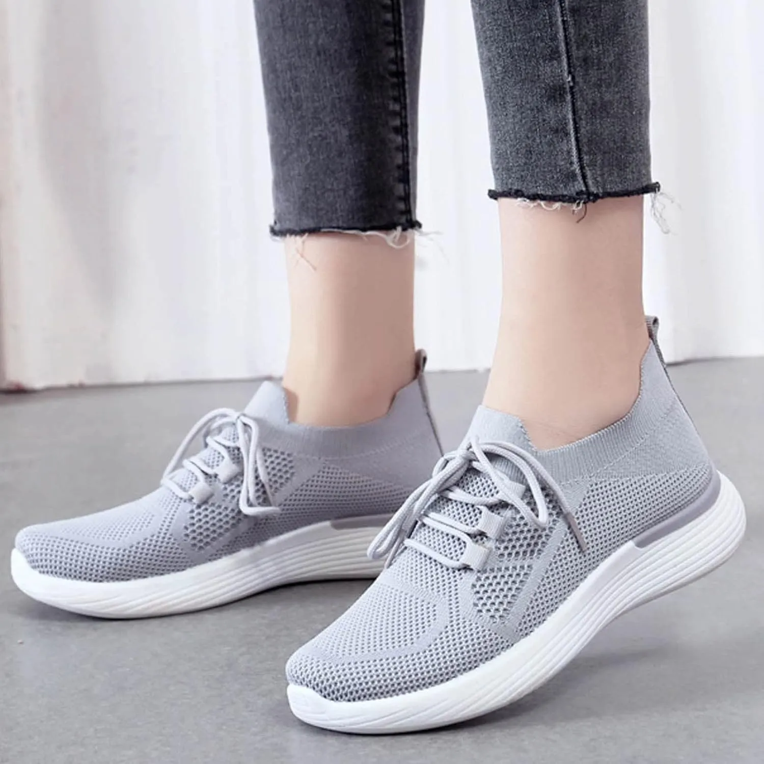 Women Comfortable Slip On Shoes Casual Walking Sneakers Lightweight Canvas Flats Non Slip Breathable Loafers