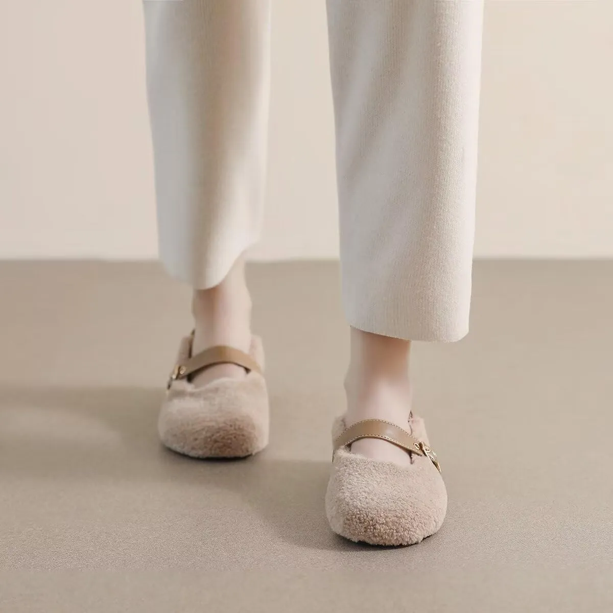 Women Winter Furry Mary Jane Shoes Warm Artificial Lamb Wool Flats Ankle Strap Ladies Indoor and Outdoor Dress Office Bedroom Casual Shoes