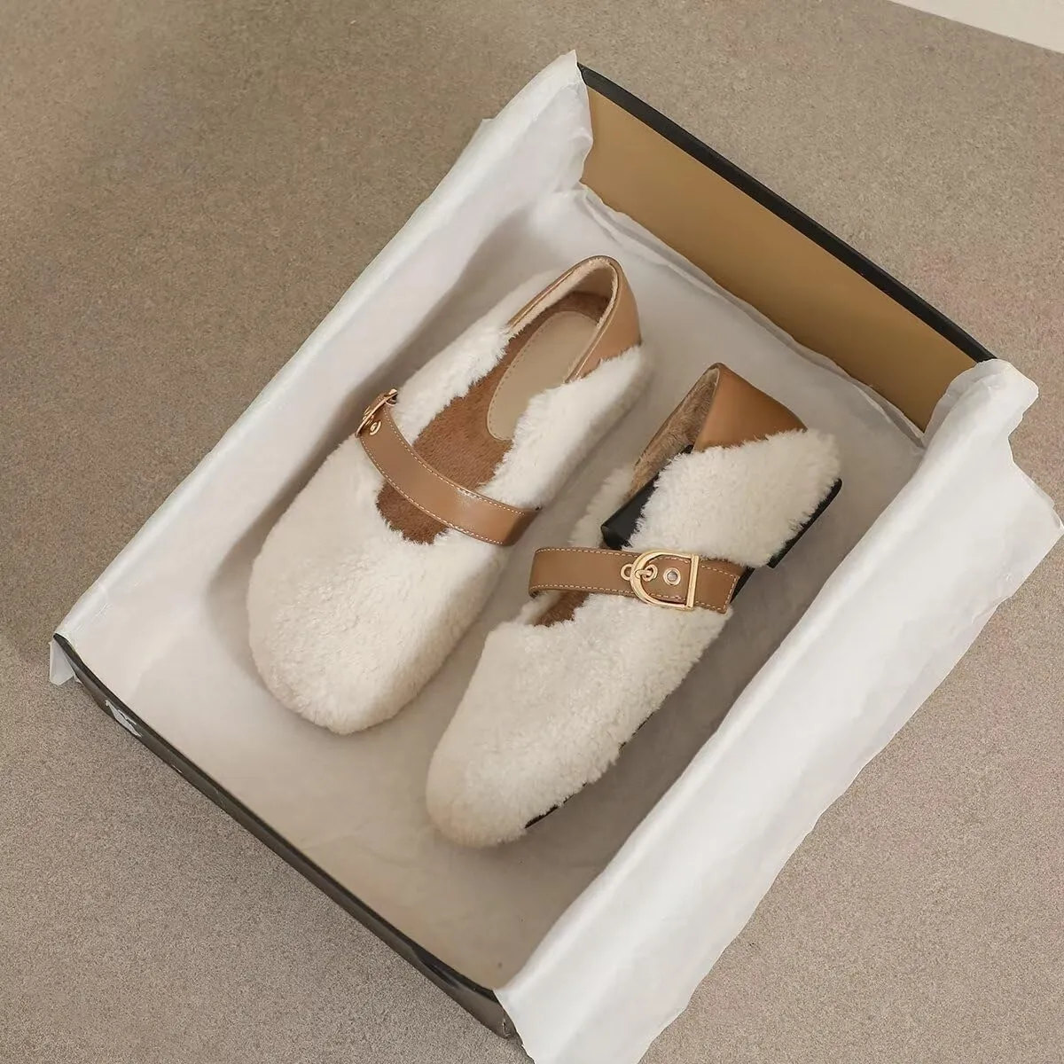Women Winter Furry Mary Jane Shoes Warm Artificial Lamb Wool Flats Ankle Strap Ladies Indoor and Outdoor Dress Office Bedroom Casual Shoes