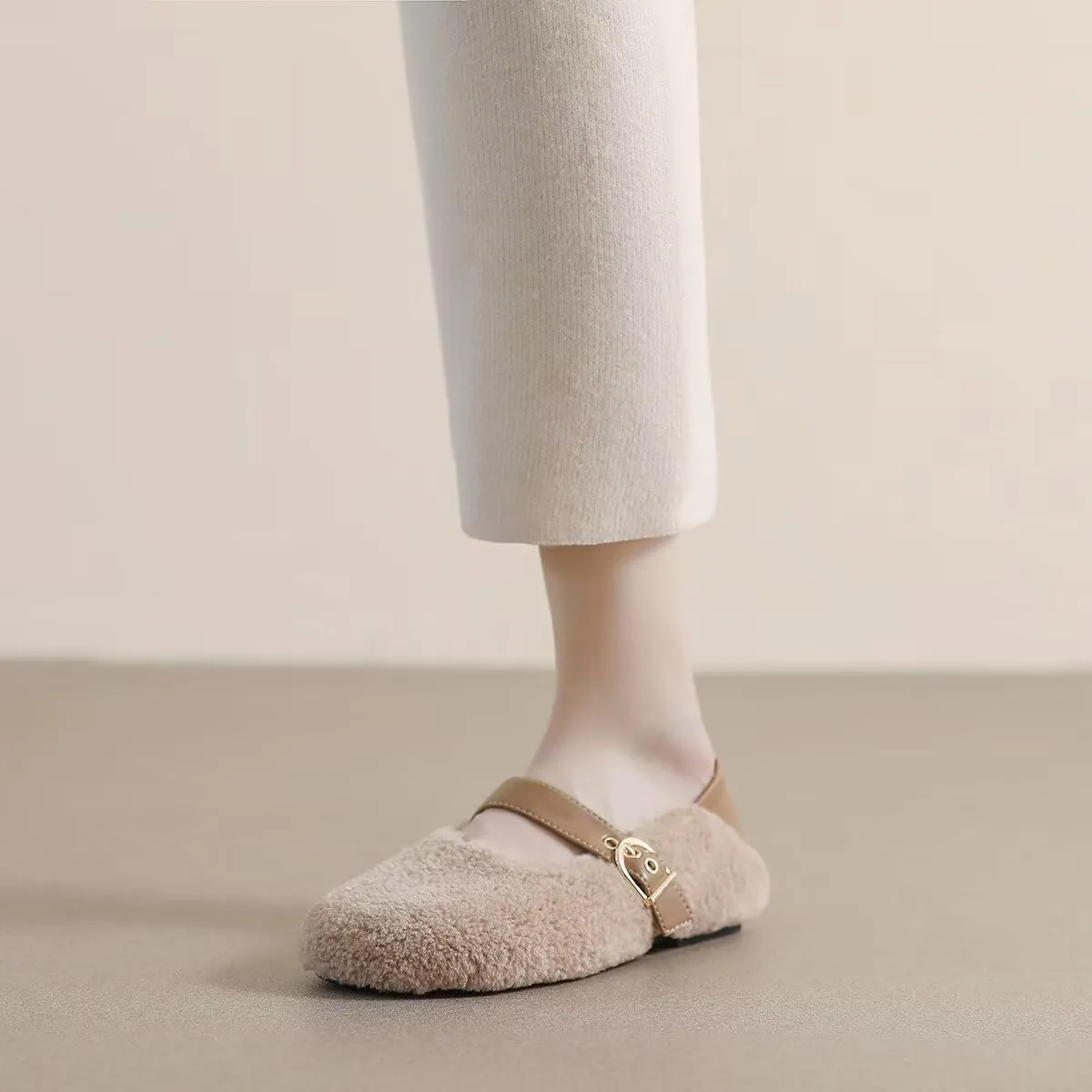 Women Winter Furry Mary Jane Shoes Warm Artificial Lamb Wool Flats Ankle Strap Ladies Indoor and Outdoor Dress Office Bedroom Casual Shoes