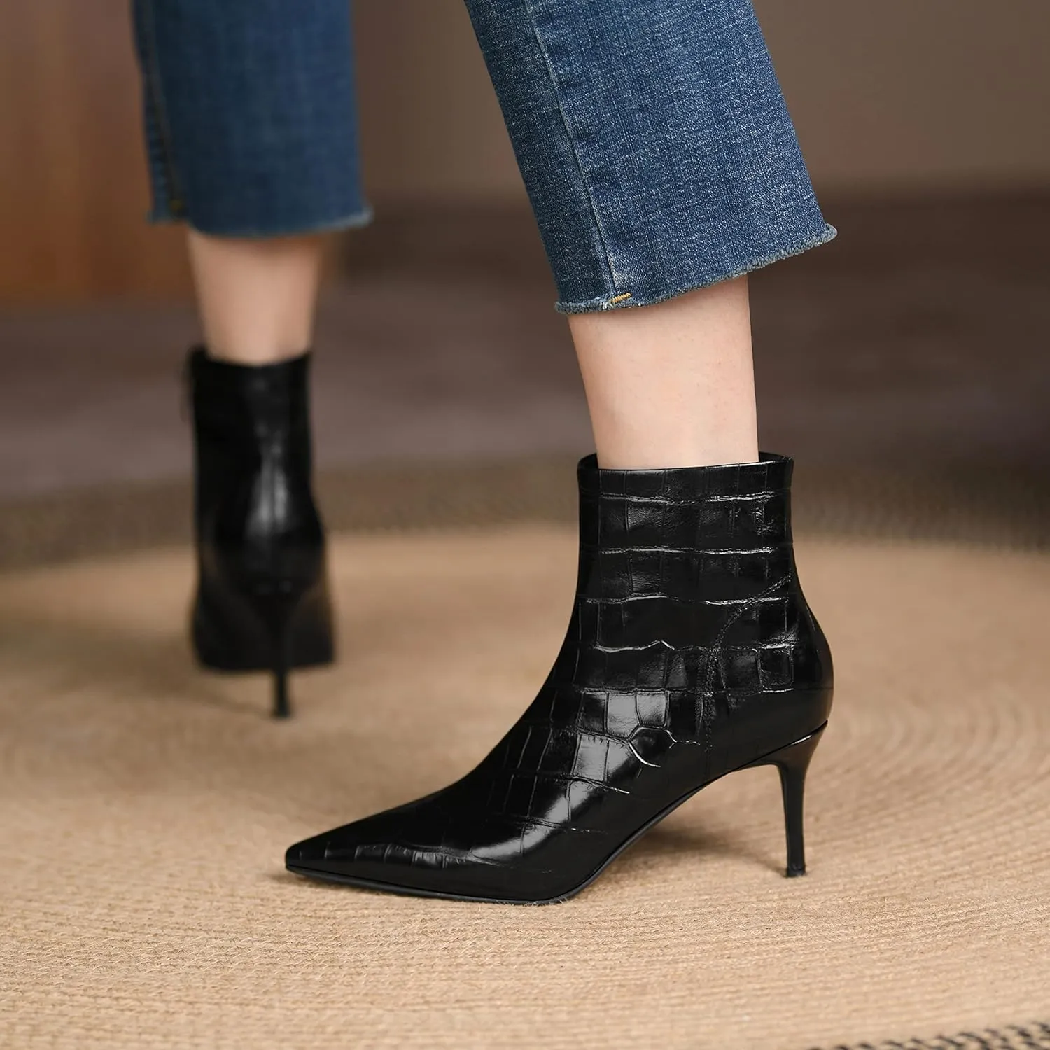 Women's Fashion Pointed Toe Zip Up Dress Kitten Heel Ankle Boots