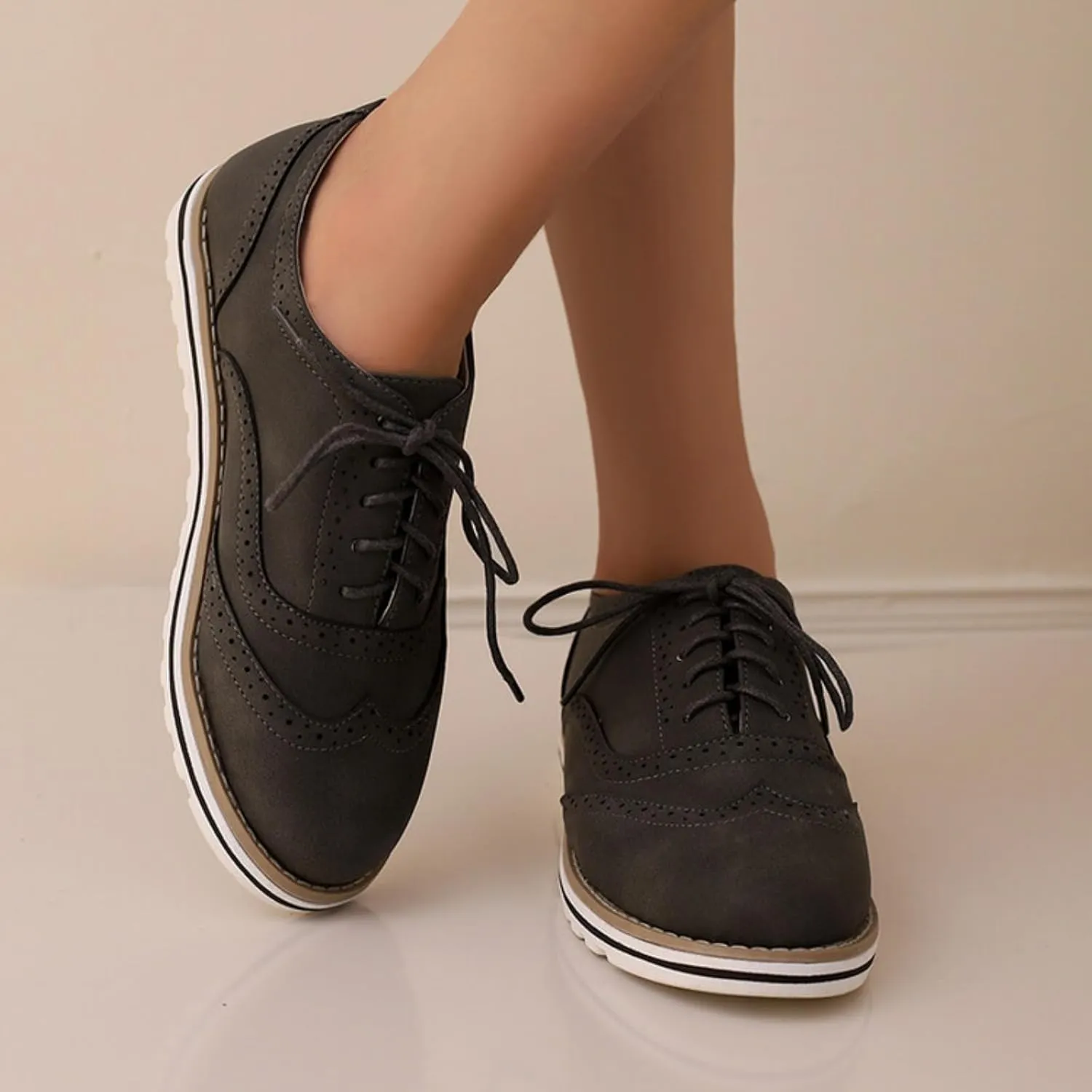 Women's Flats Lace-Up Oxfords Shoes Round Toe Low Platform Wingtip Brogues Classic Comfortable Derby Saddle Pumps