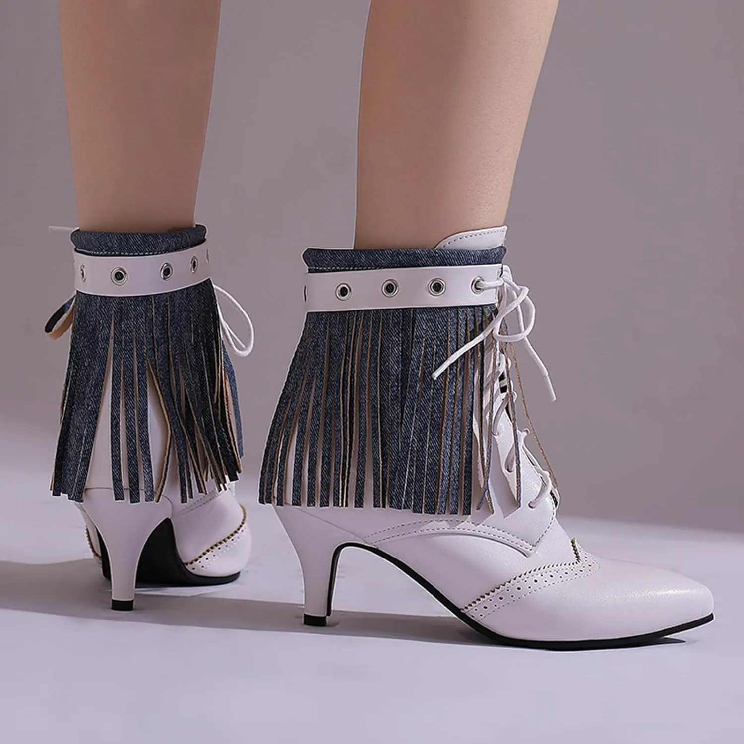 Women's Retro Block Heel and Pointed Toe Ankle Boots Lace-up Short Boots with Tassel