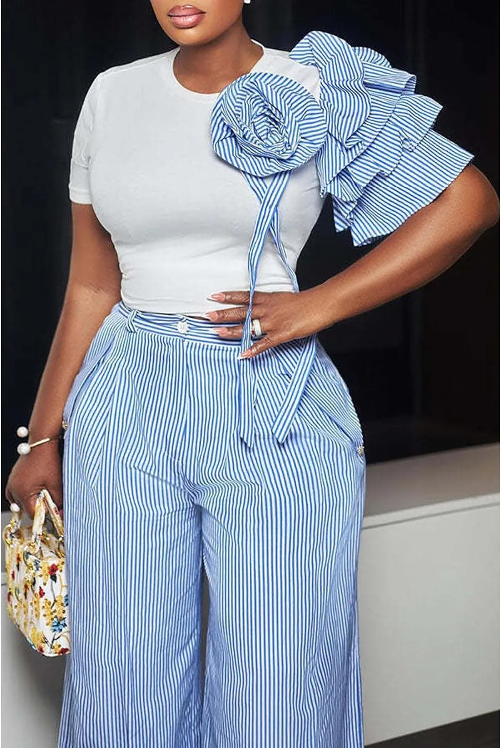Women's Striped 2 Piece Outfits Crew Neck Short Sleeve Tops and High Waisted Wide Leg Pants Lounge Sets
