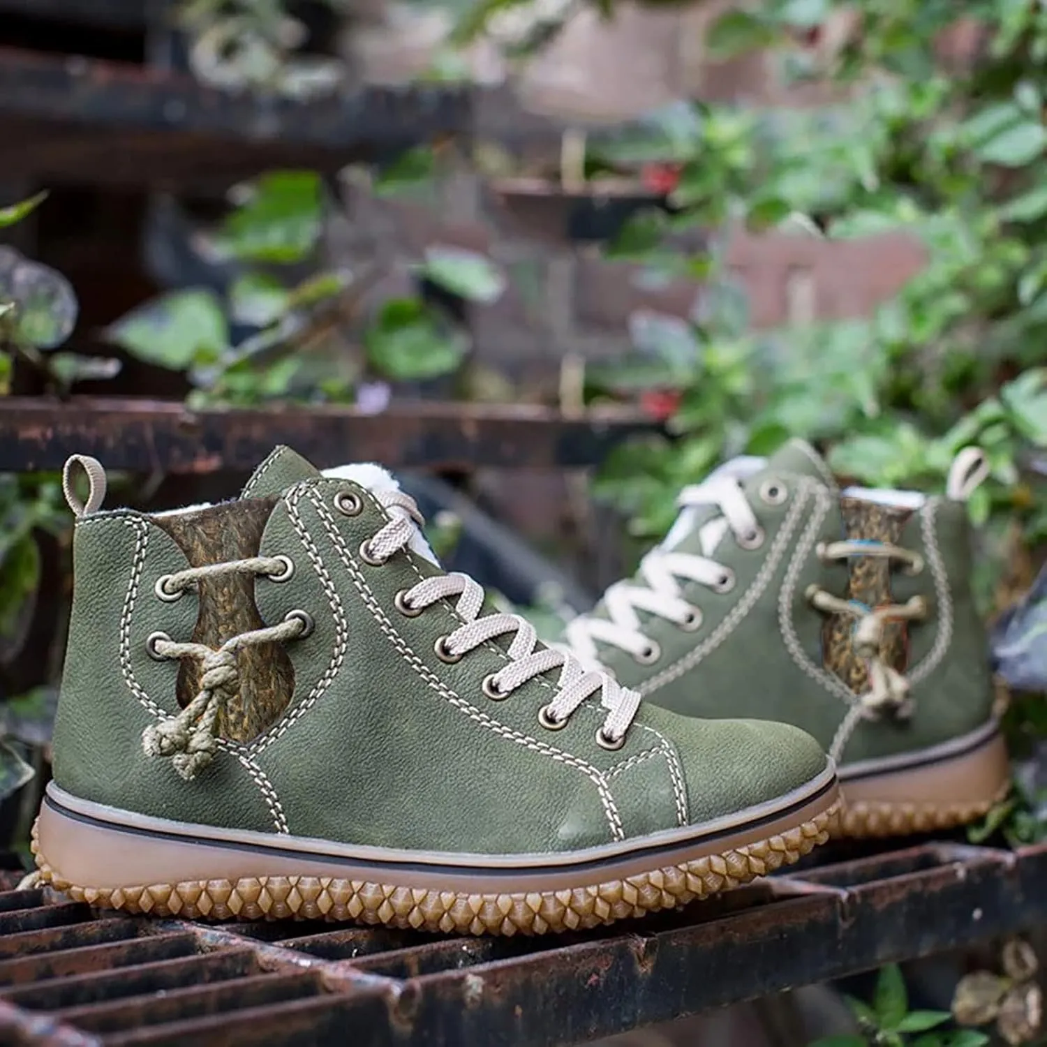 Women's Waterproof Walking Sneakers Casual Width Ankle Boots Lace Up Hiking Boots Winter Outdoor Snow Boots