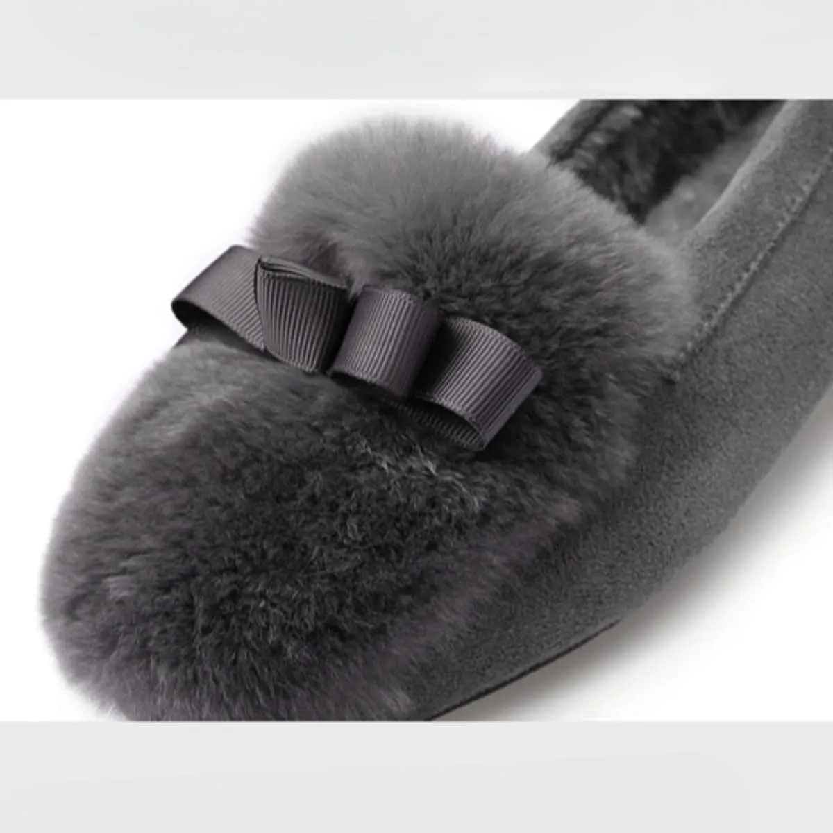 Women's Winter Shoes Women's Faux Fur Flats Slip On Cozy House Slippers Warm Shoes for Indoor and Outdoor Wear