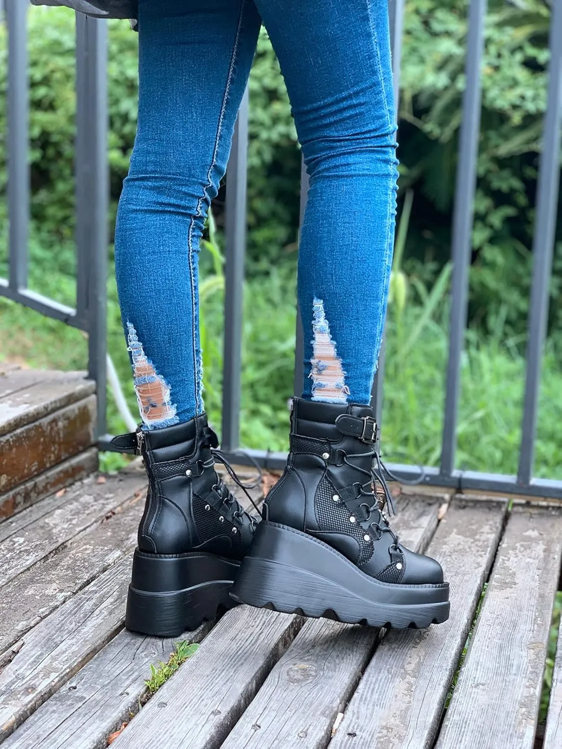 ZBYY Women's Lace Up Combat Booties Wedge Platform Mid Calf Military Booties Goth Buckle Strap Winter Ankle Boots
